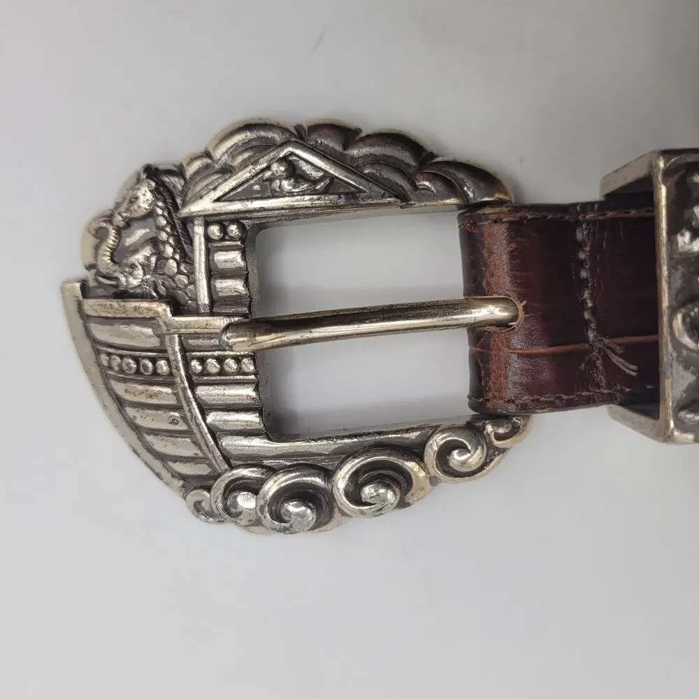 VTG Brighton Belt Sml Brown Leather Croc Embossed Noah's Ark Western 90s Cowgirl
